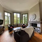 בית נופש Le Chateau De John Miles Au Bord De L'eau