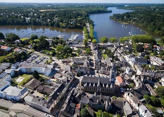Le Chateau De John Miles Au Bord De L'eau Tatil Evi