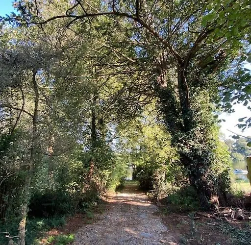 Σπίτι διακοπών Le Chateau De John Miles Au Bord De L'eau *